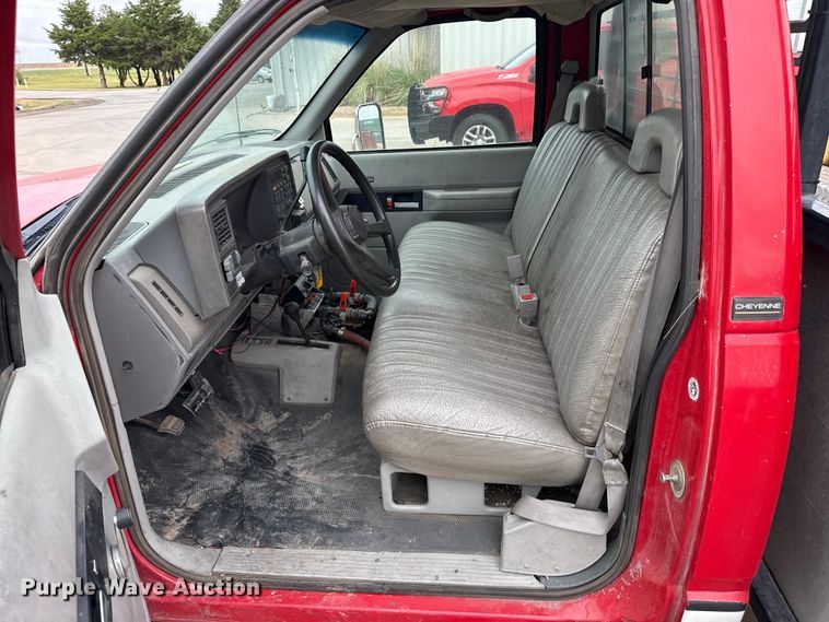 image for item FB6668 1993 Chevrolet 3500 brush fire truck