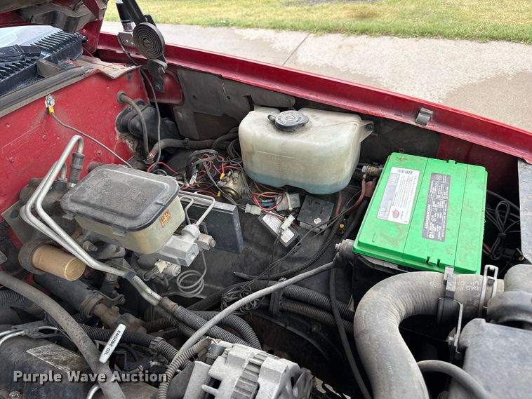 image for item FB6668 1993 Chevrolet 3500 brush fire truck