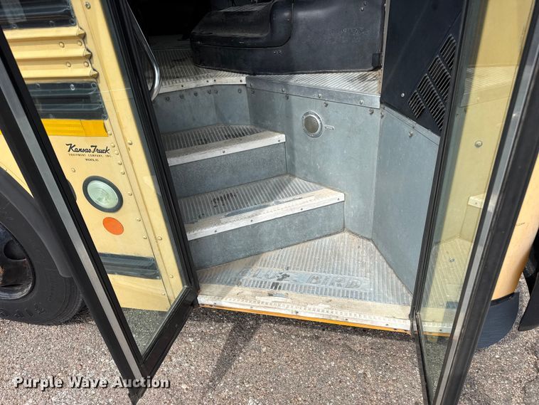 image for item FB6674 2010 Blue Bird school bus