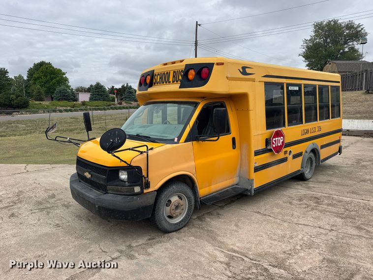 2013 Chevrolet Express G3500 school bus