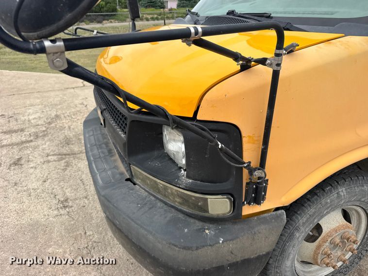 image for item FB7436 2013 Chevrolet Express G3500 school bus