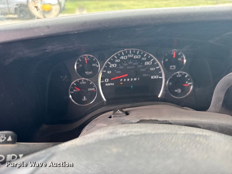 image for item FB7436 2013 Chevrolet Express G3500 school bus