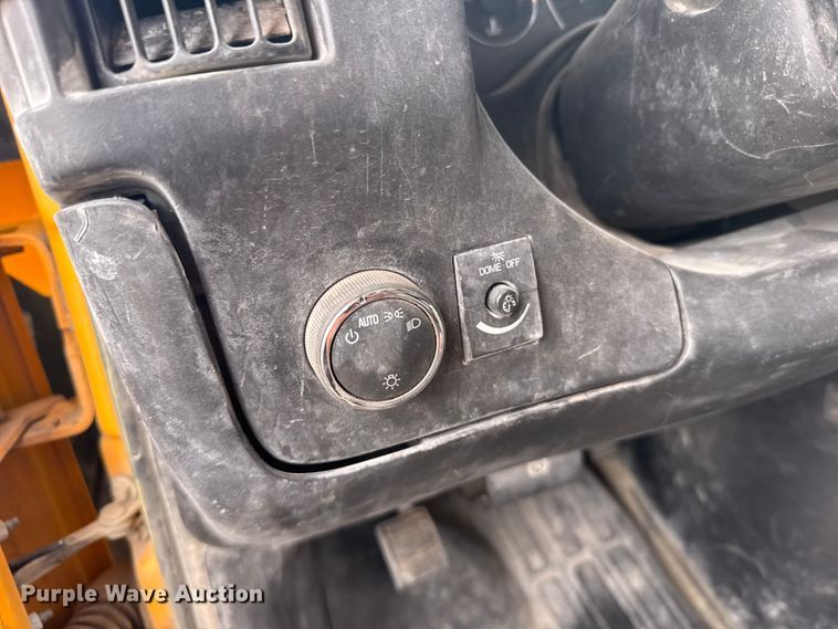 image for item FB7436 2013 Chevrolet Express G3500 school bus