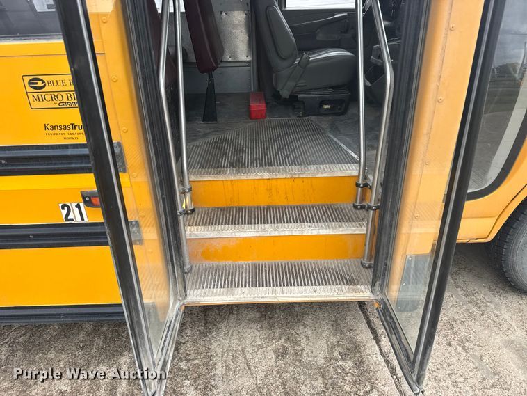 image for item FB7436 2013 Chevrolet Express G3500 school bus