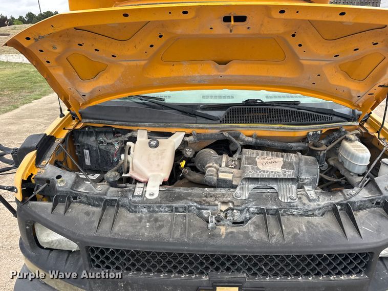 image for item FB7436 2013 Chevrolet Express G3500 school bus