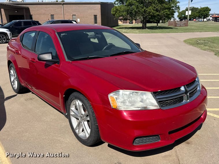 image for item FB7439 2013 Dodge Avenger 