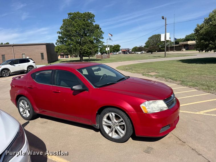 image for item FB7439 2013 Dodge Avenger 