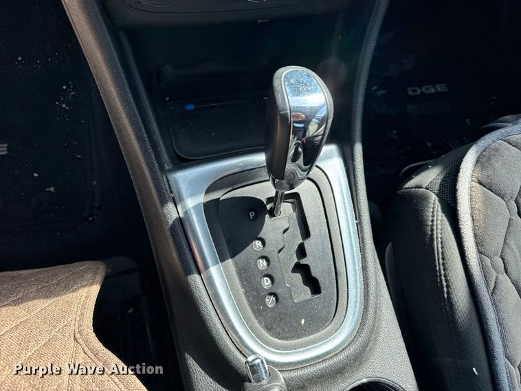 image for item FB7439 2013 Dodge Avenger 
