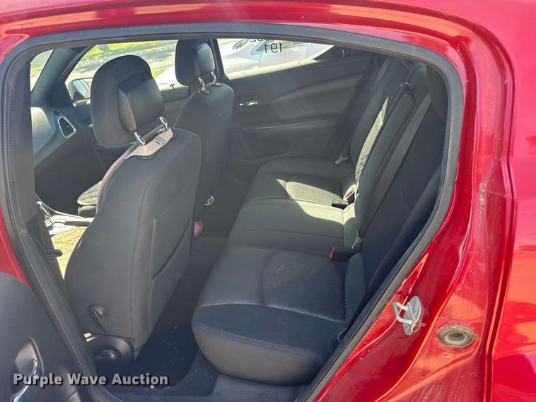 image for item FB7439 2013 Dodge Avenger 