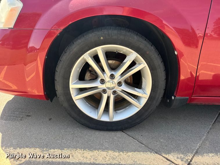 image for item FB7439 2013 Dodge Avenger 