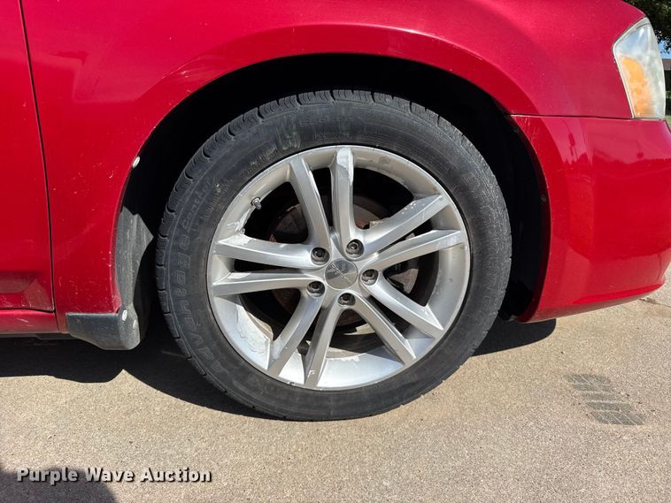 image for item FB7439 2013 Dodge Avenger 