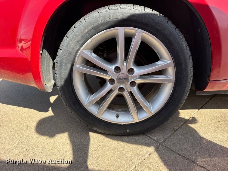 image for item FB7439 2013 Dodge Avenger 