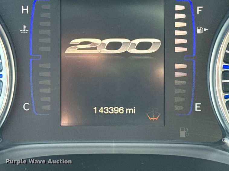 image for item FB7441 2015 Chrysler 200 