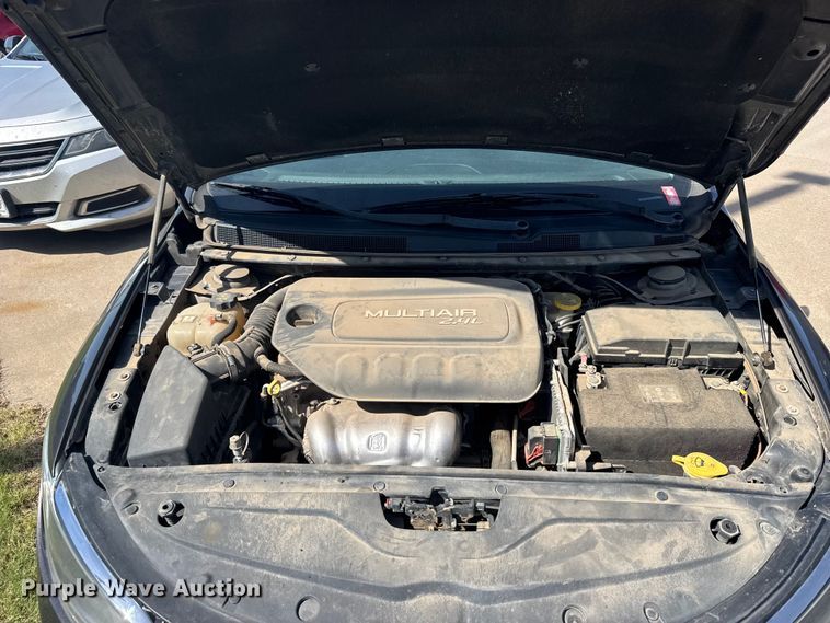 image for item FB7441 2015 Chrysler 200 