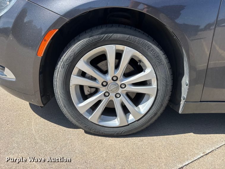 image for item FB7441 2015 Chrysler 200 