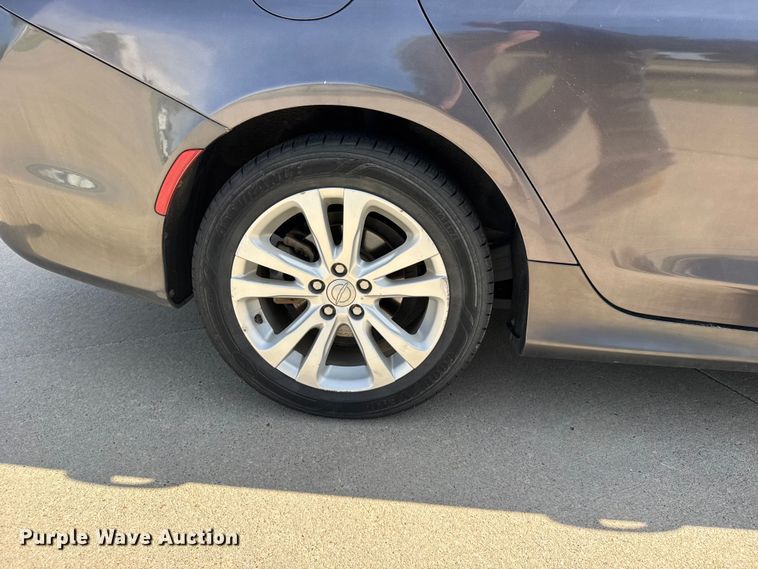 image for item FB7441 2015 Chrysler 200 