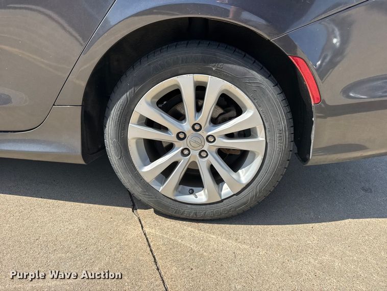image for item FB7441 2015 Chrysler 200 