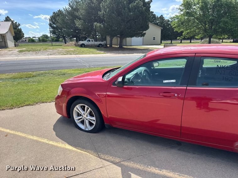 image for item FB7442 2013 Dodge Avenger 