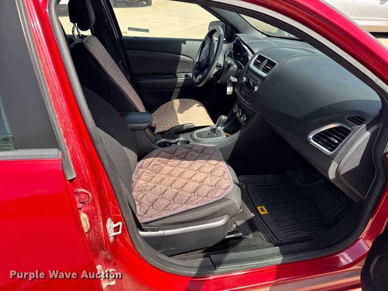 image for item FB7442 2013 Dodge Avenger 