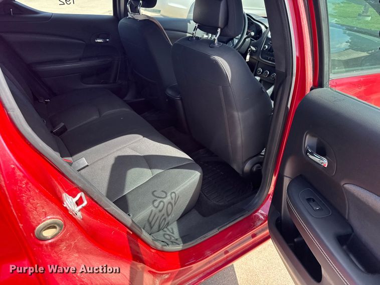image for item FB7442 2013 Dodge Avenger 