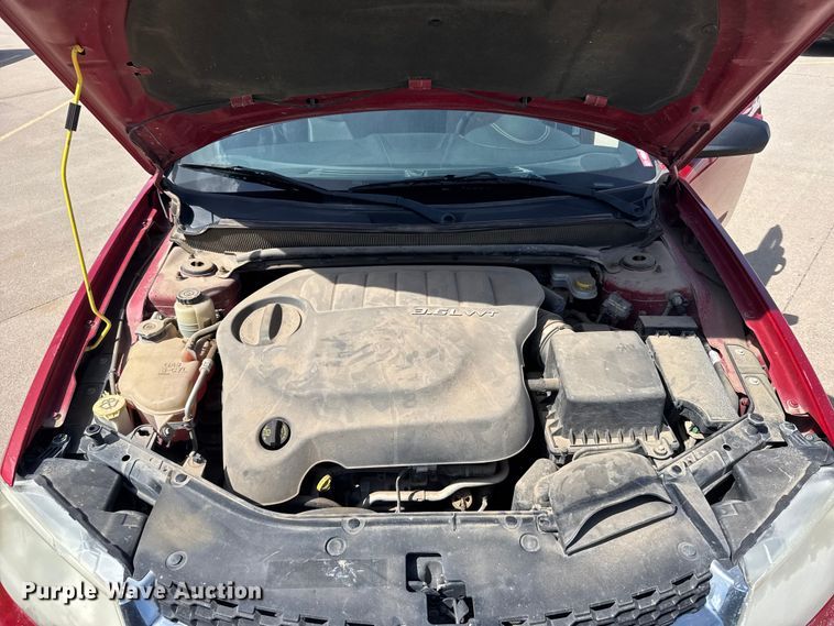 image for item FB7442 2013 Dodge Avenger 