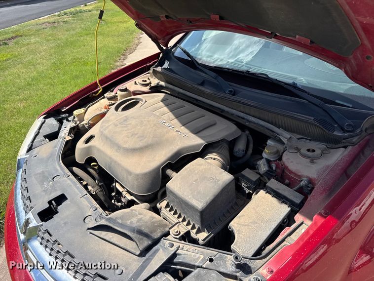 image for item FB7442 2013 Dodge Avenger 