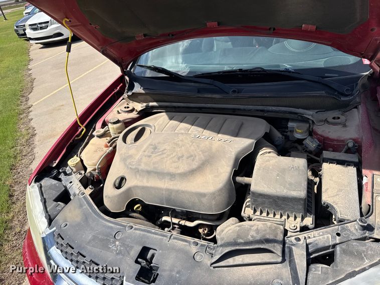 image for item FB7442 2013 Dodge Avenger 