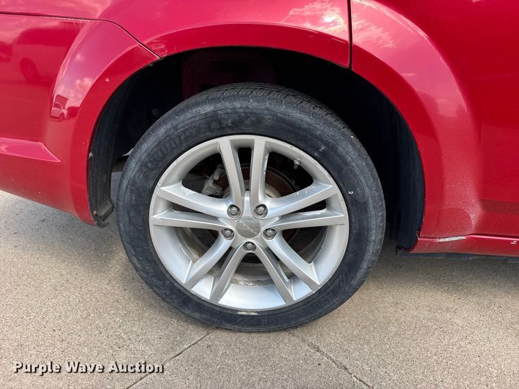 image for item FB7442 2013 Dodge Avenger 