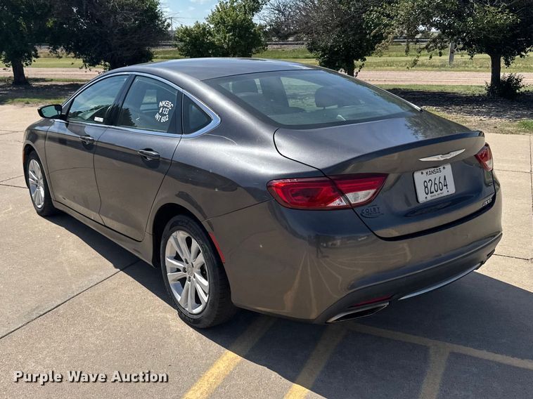 image for item FB7443 2016 Chrysler 200 