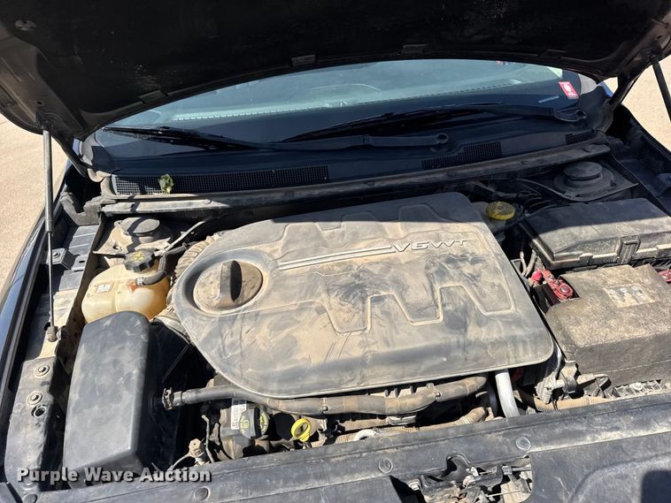 image for item FB7443 2016 Chrysler 200 