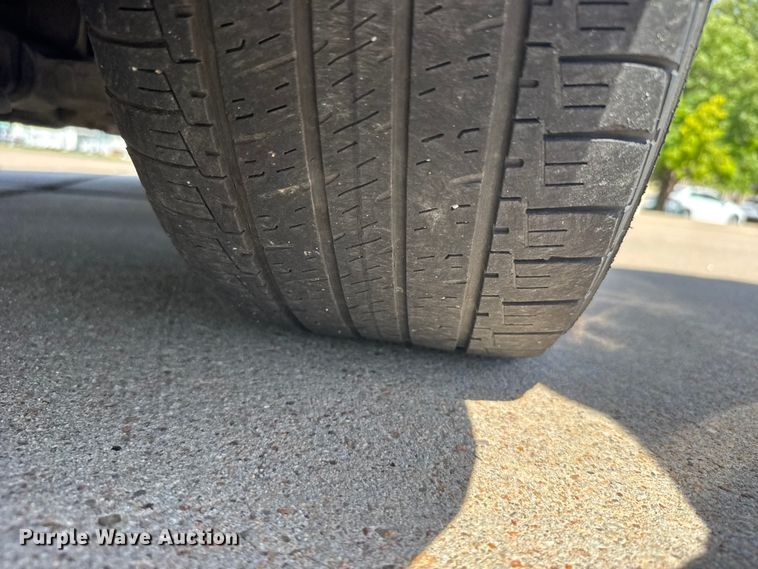 image for item FB7443 2016 Chrysler 200 