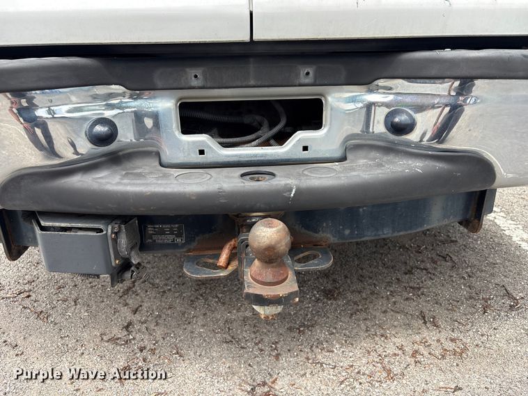image for item FB8752 2005 Ford Excursion SUV