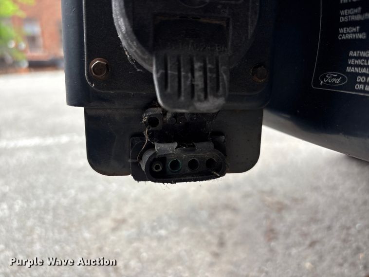 image for item FB8752 2005 Ford Excursion SUV