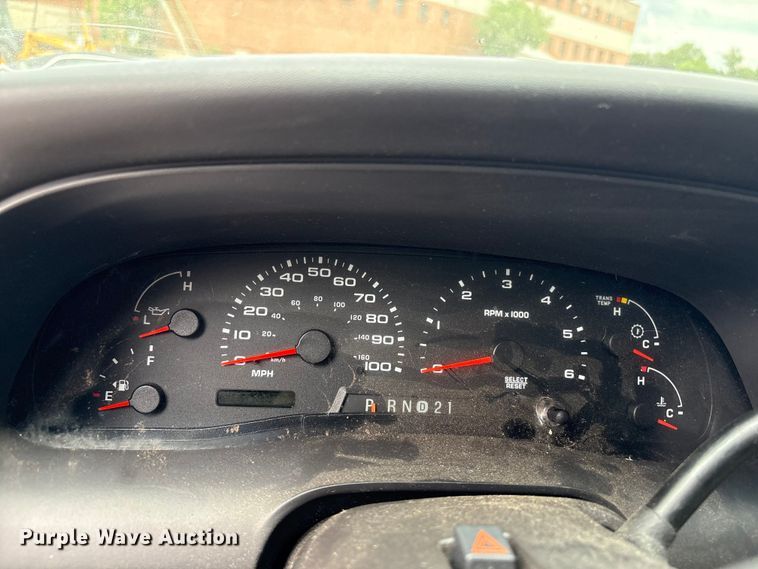image for item FB8752 2005 Ford Excursion SUV