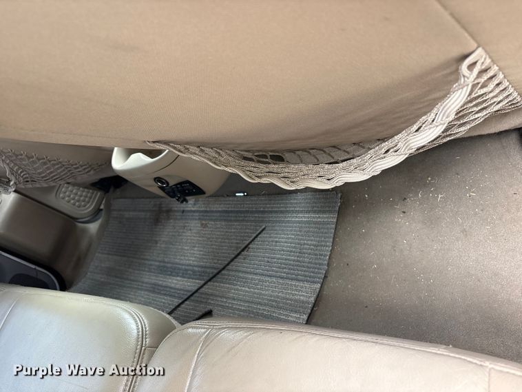 image for item FB8752 2005 Ford Excursion SUV