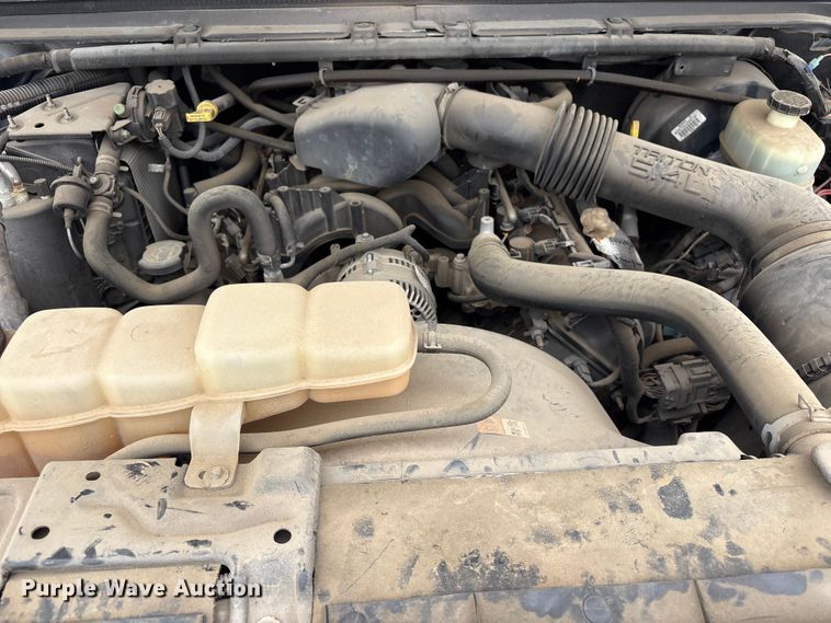image for item FB8752 2005 Ford Excursion SUV