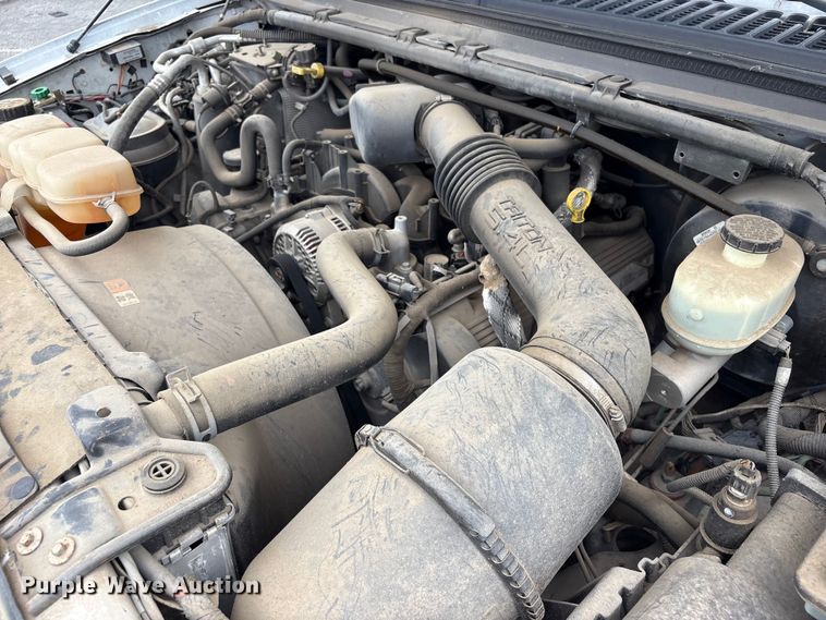 image for item FB8752 2005 Ford Excursion SUV