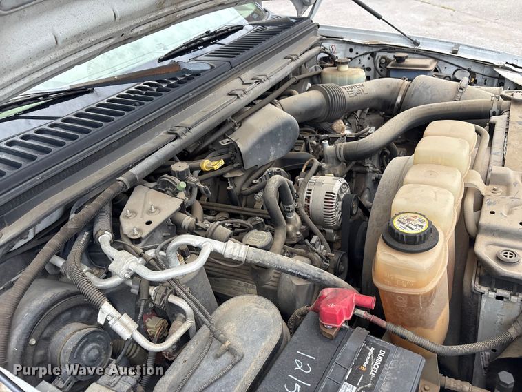 image for item FB8752 2005 Ford Excursion SUV