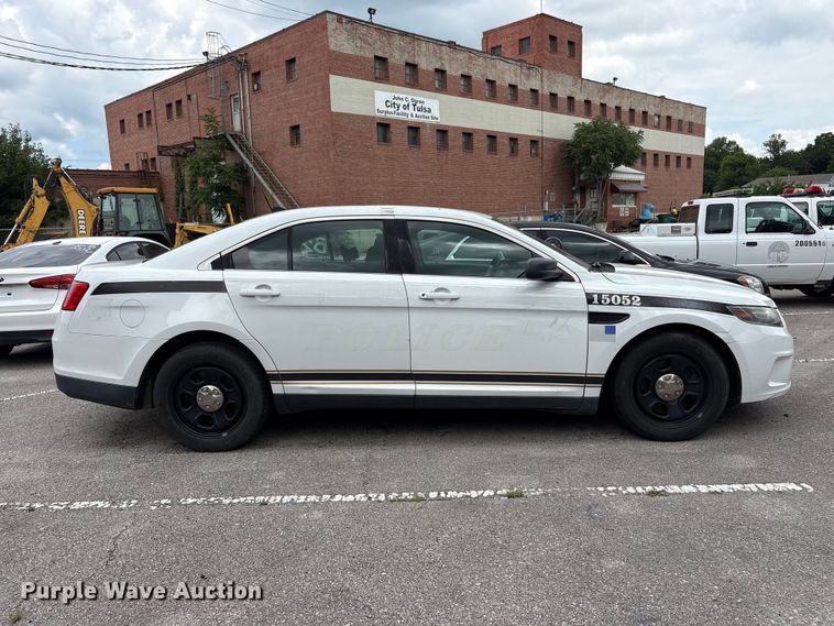 image for item FB8753 2015 Ford Taurus Police Interceptor 
