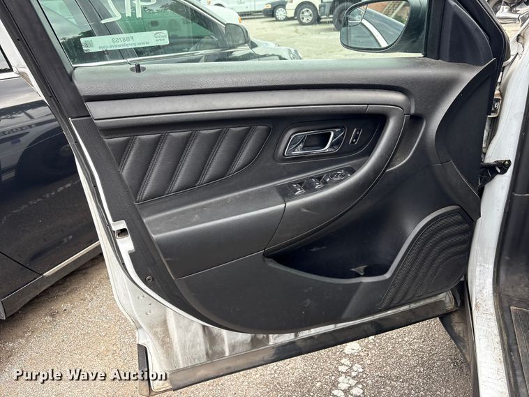 image for item FB8753 2015 Ford Taurus Police Interceptor 