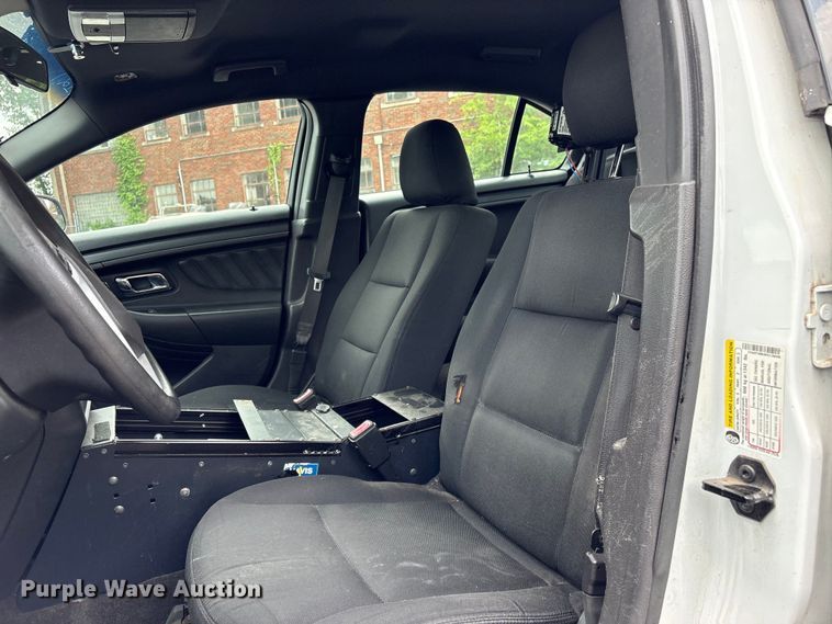 image for item FB8753 2015 Ford Taurus Police Interceptor 