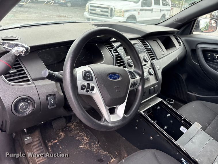 image for item FB8753 2015 Ford Taurus Police Interceptor 