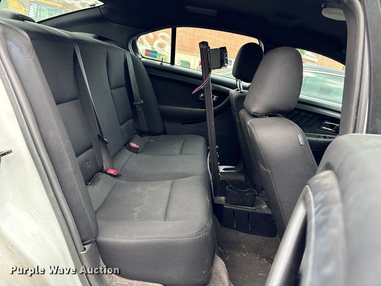 image for item FB8753 2015 Ford Taurus Police Interceptor 