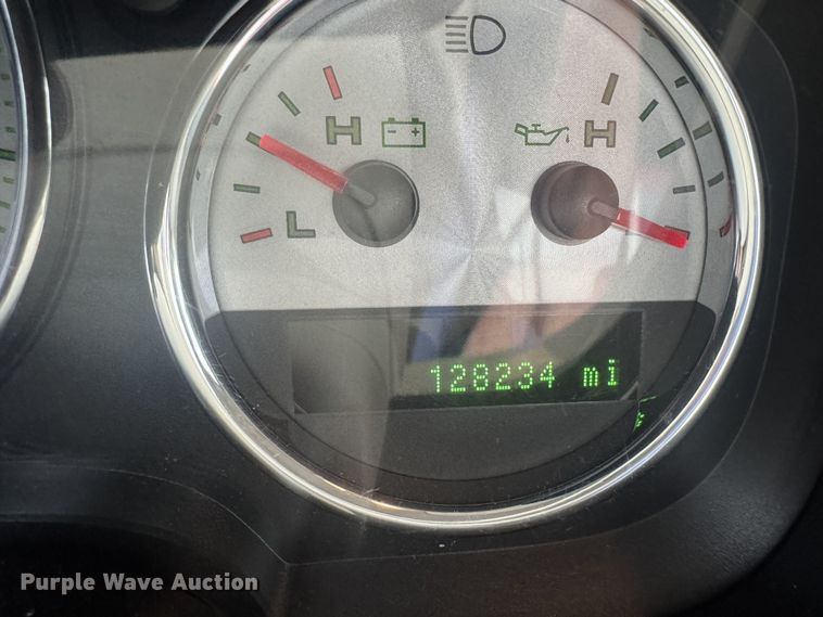 image for item FB8754 2008 Ford F150 Crew Cab pickup truck