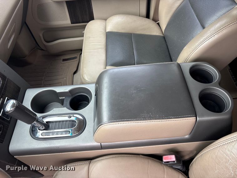 image for item FB8754 2008 Ford F150 Crew Cab pickup truck