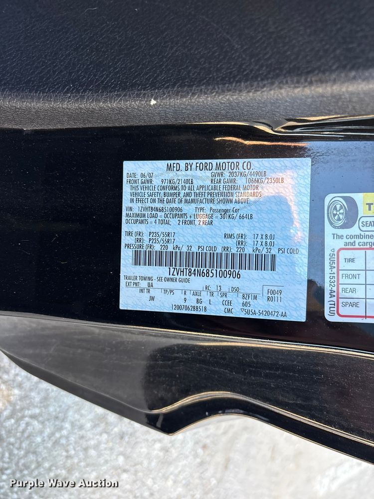 image for item FB8755 2008 Ford Mustang convertible