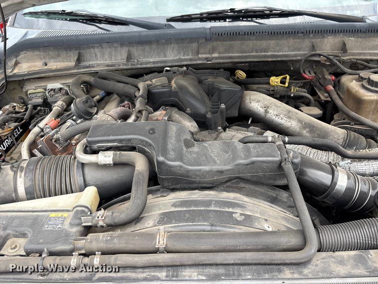 image for item FB8756 2011 Ford F550 Super Duty bucket truck