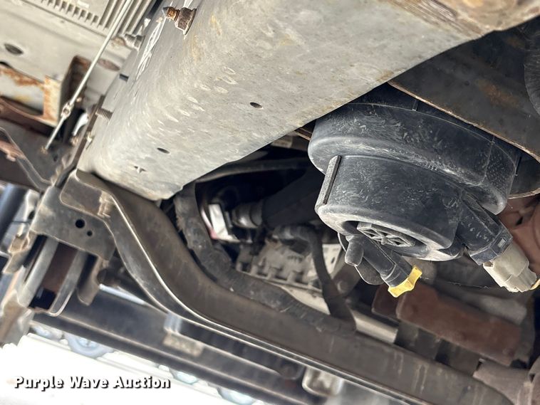 image for item FB8756 2011 Ford F550 Super Duty bucket truck
