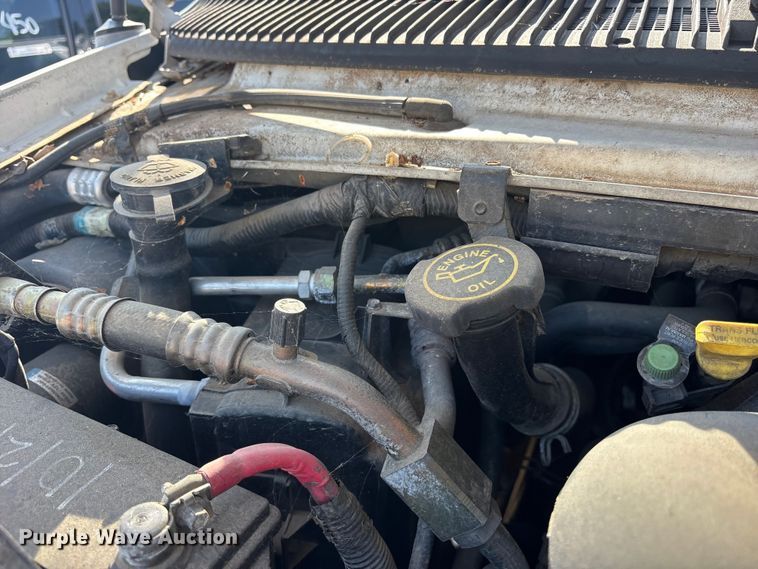 image for item FB8757 2000 Ford E350 van