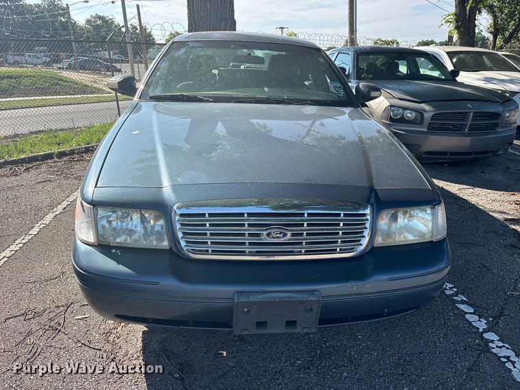 image for item FB8758 2011 Ford Crown Victoria Police Interceptor 